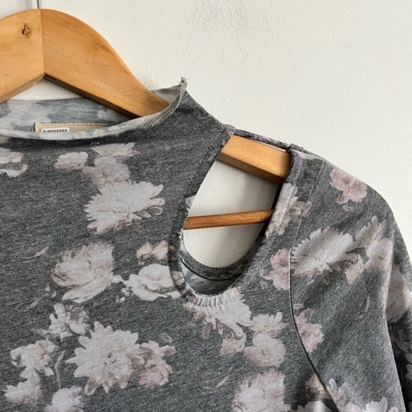 Chaser Floral Cut out Long Sleeve Tee - Picture 4 of 8